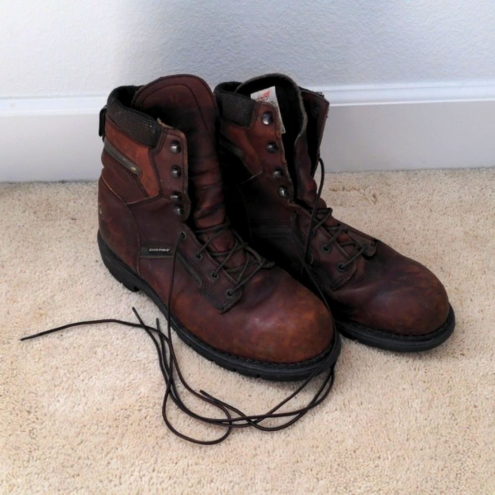 Red Wing boots, dynaforce, leather boots, size 11